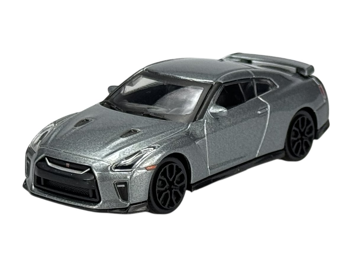 BBURAGO 2017 NISSAN GT-R SREBRNY 1:43 30135