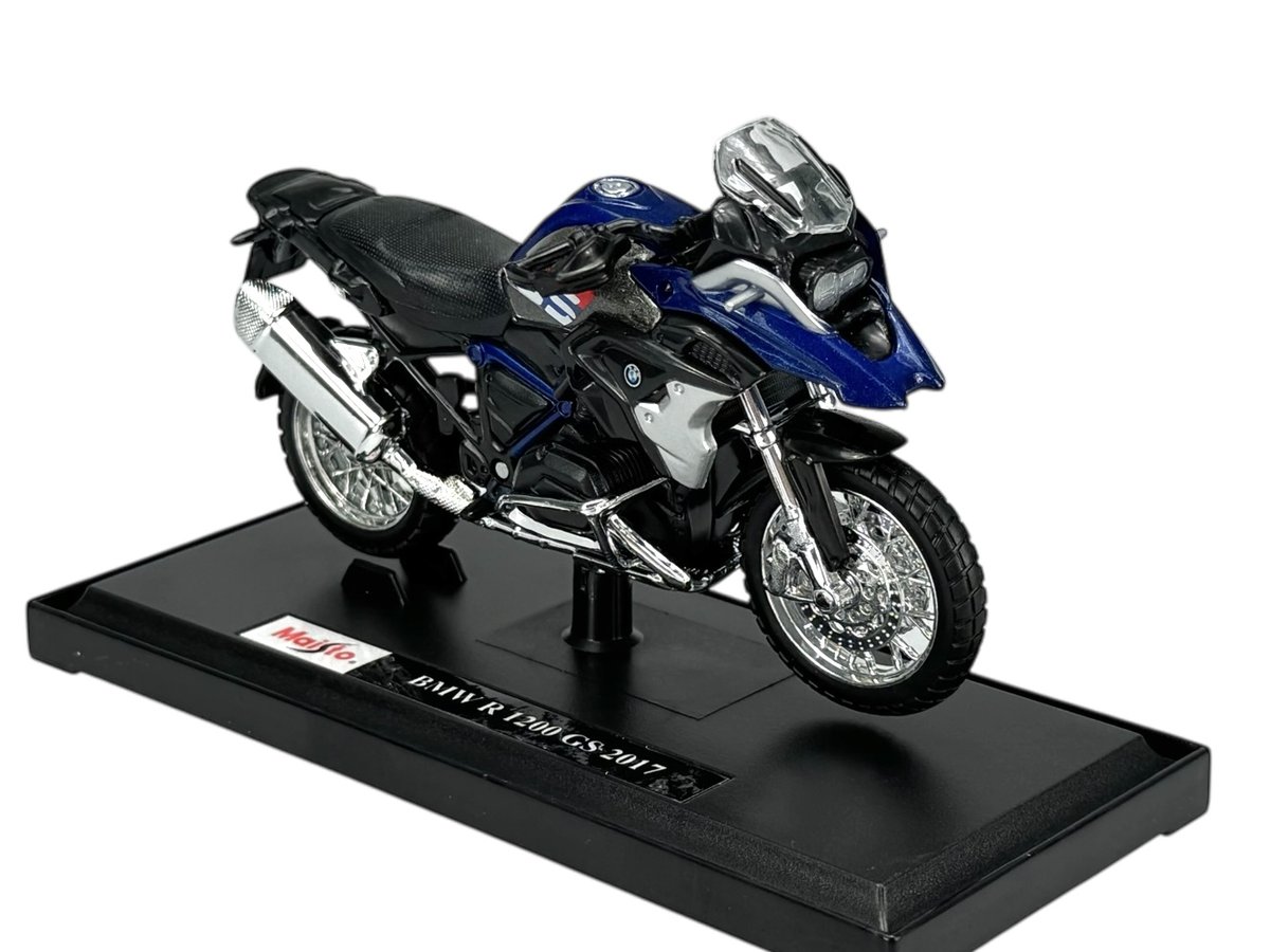 MAISTO 2017 BMW R1200 GS 1:18 BIAŁE PUDEŁKO 39351