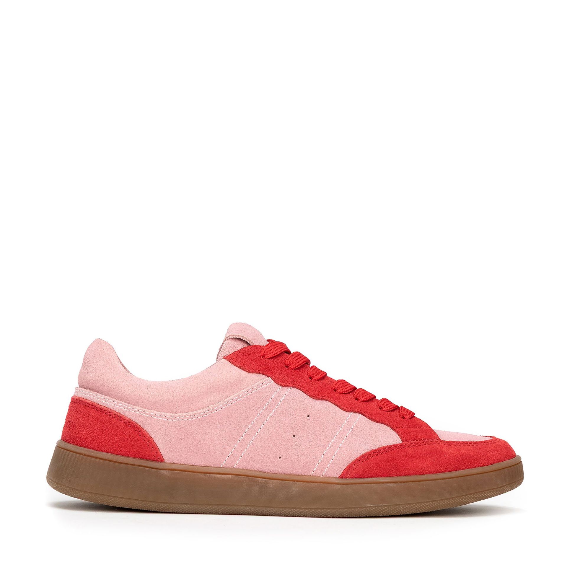 Zamszowe sneakersy ze wstawkami z ekoskóry brązowe