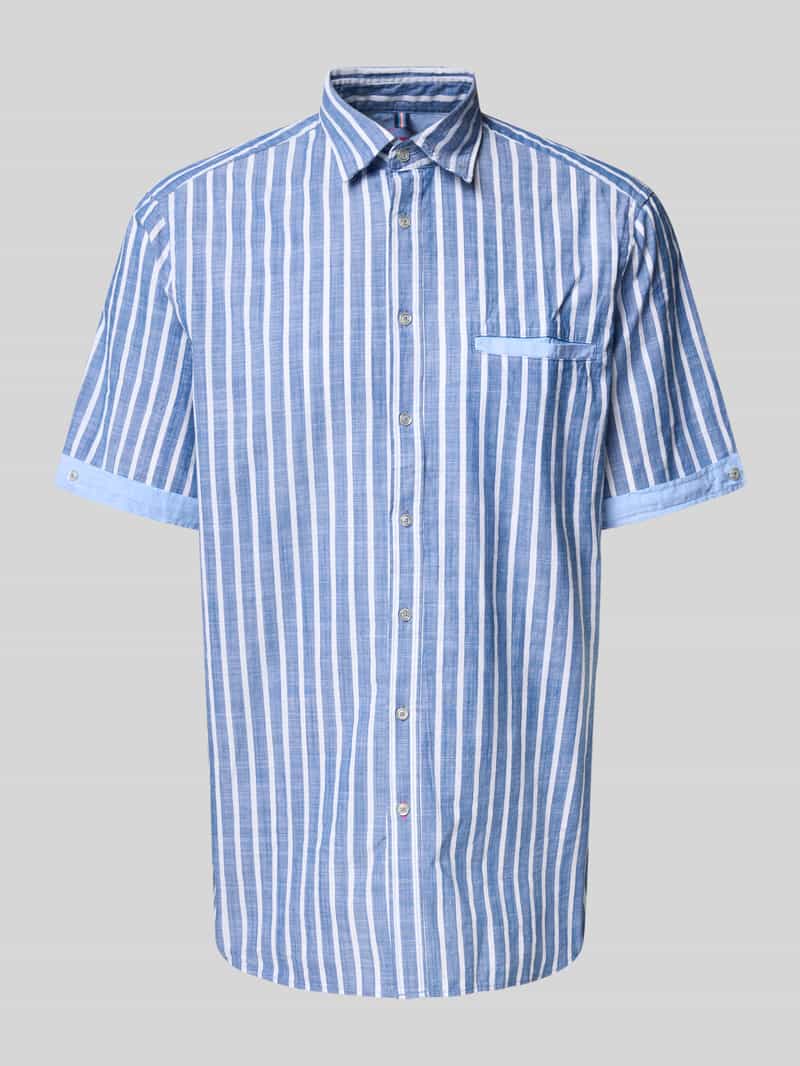 Koszula casualowa regular fit z kołnierzykiem typu kent
