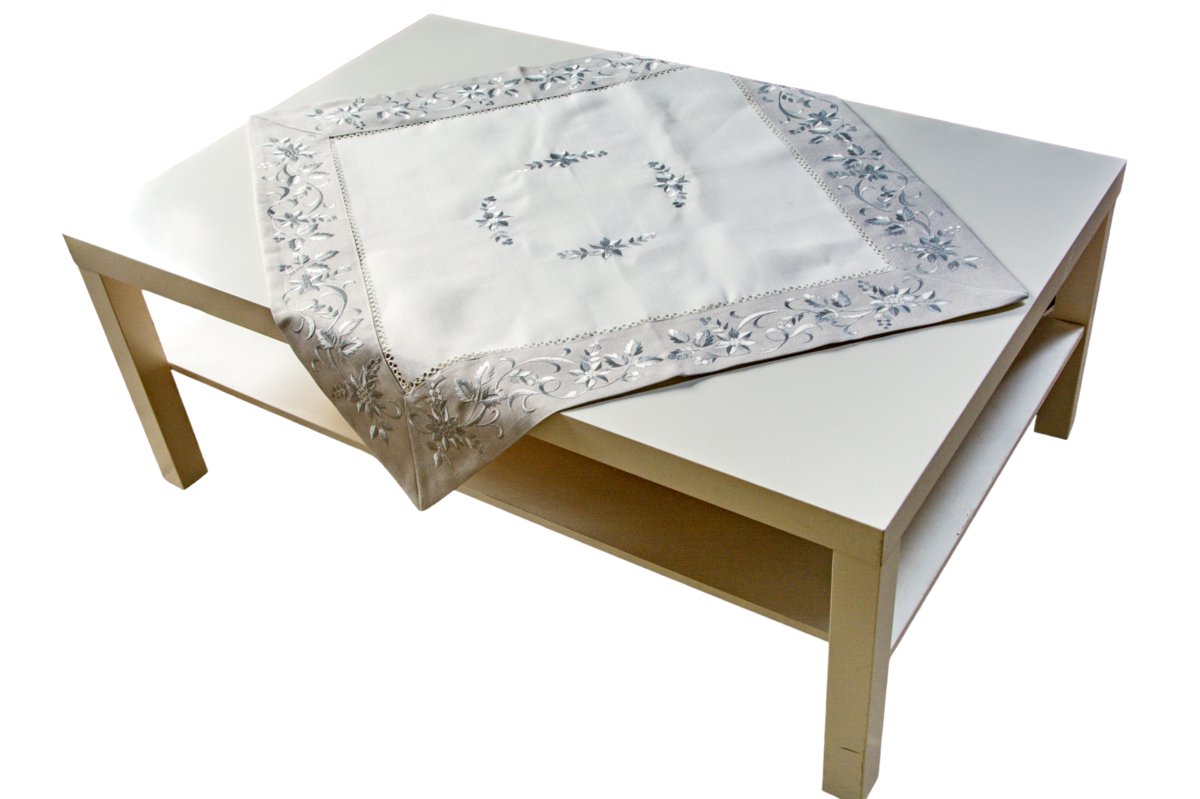 0093 Obrus 85x85