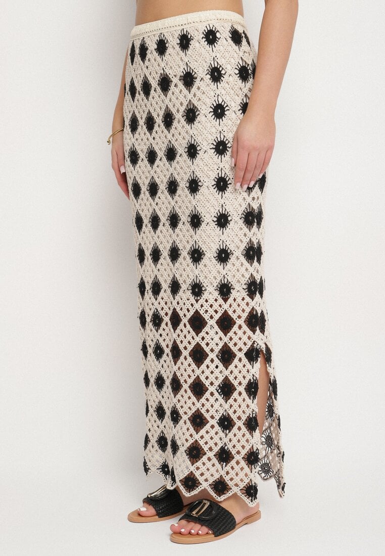 Czarna Szydełkowa Spódnica o Ołówkowym Kroju z Gumką w Pasie Banollia