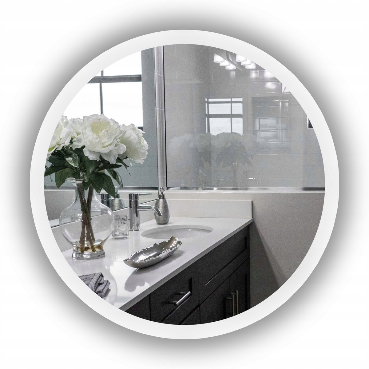 LUSTRO ŁAZIENKOWE Z OŚWIETLENIEM LED BEZ RAMY 70 CM