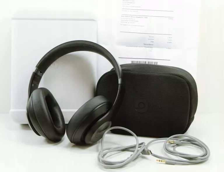 Beats Studio Pro czarne MQTP3LL/A