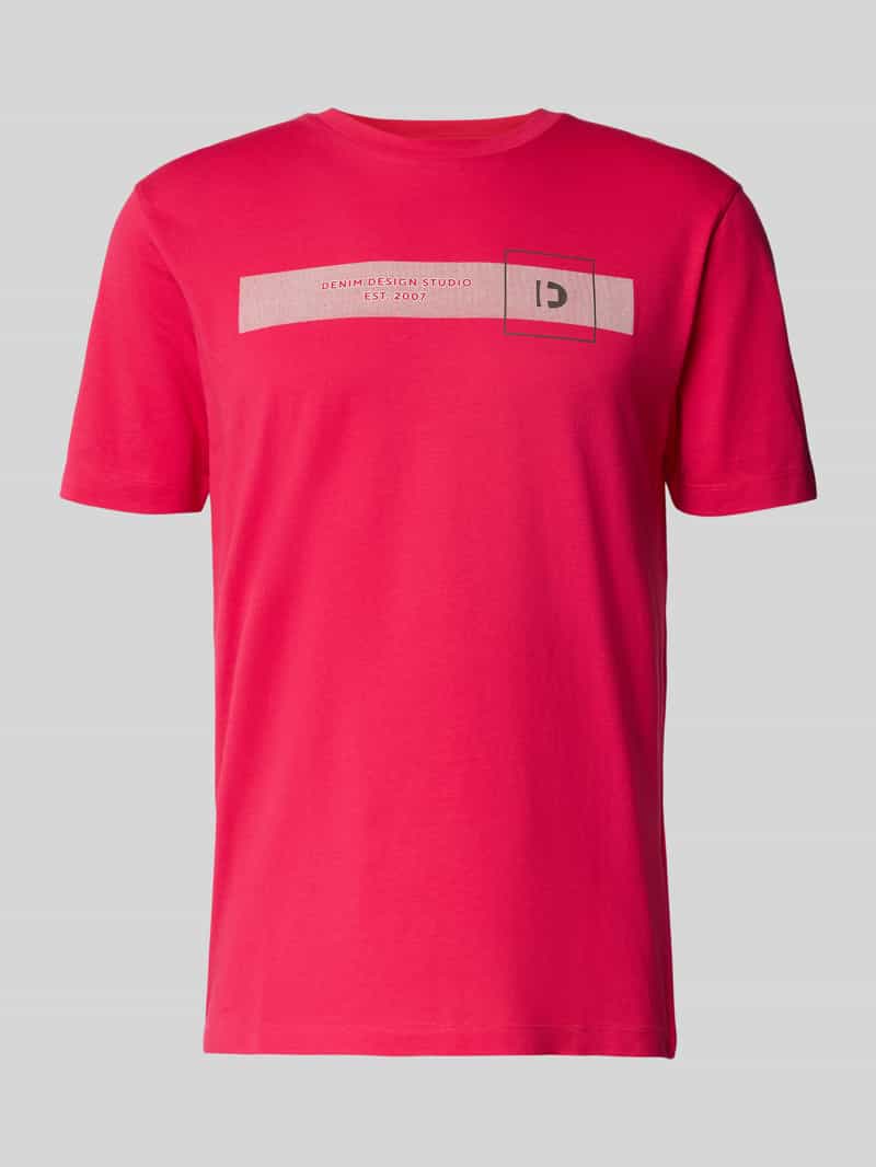 T-shirt o kroju regular fit z czystej bawełny