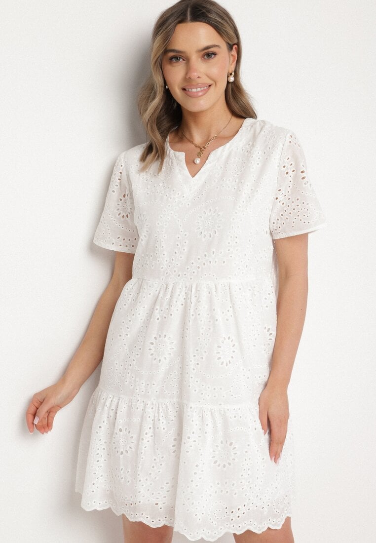 Biała Haftowana Bawełniana Sukienka z Ażurowym Wzorem Lumoreline