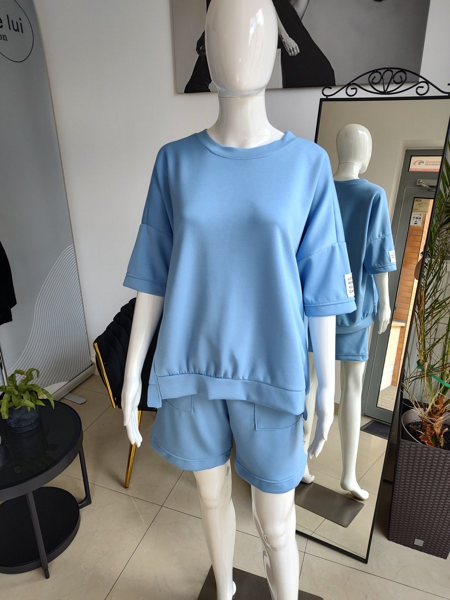 Masełkowy letni komplet dresowy - baby blue One size