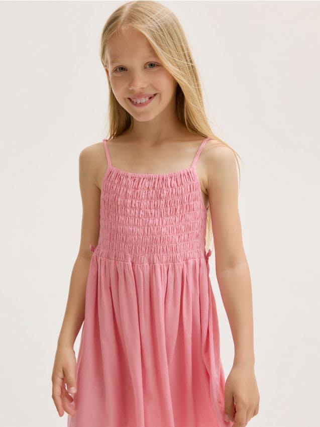 Reserved - Sukienka z domieszką lnu - intensywny róż