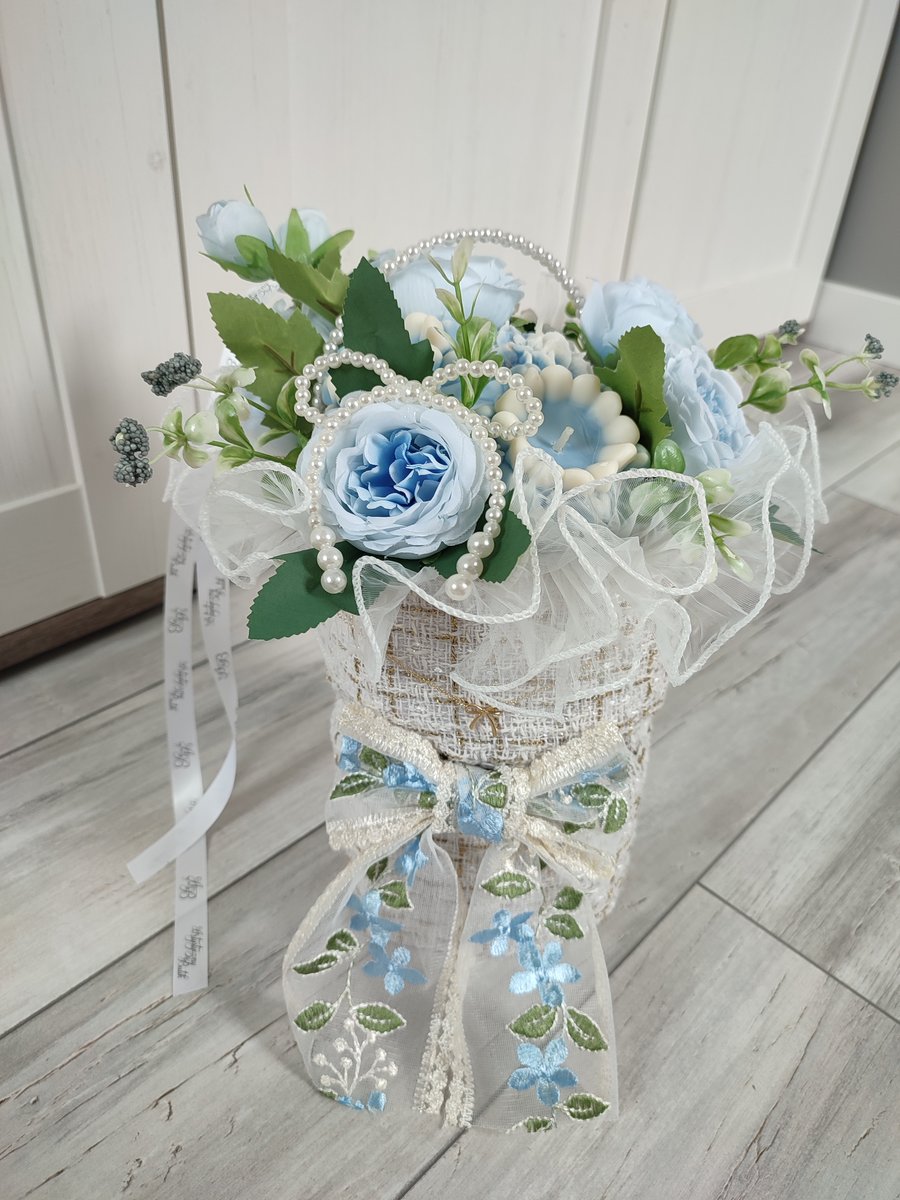 Bukiet świec niebieski perły z biżuterią flower box świec sojowych