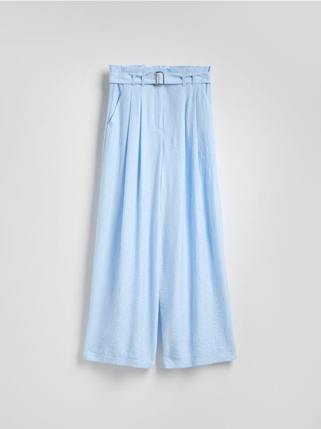 Reserved - Wiskozowe spodnie z paskiem - jasnoniebieski