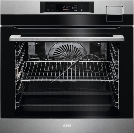 AEG SteamPro 9000 para BSK792280M