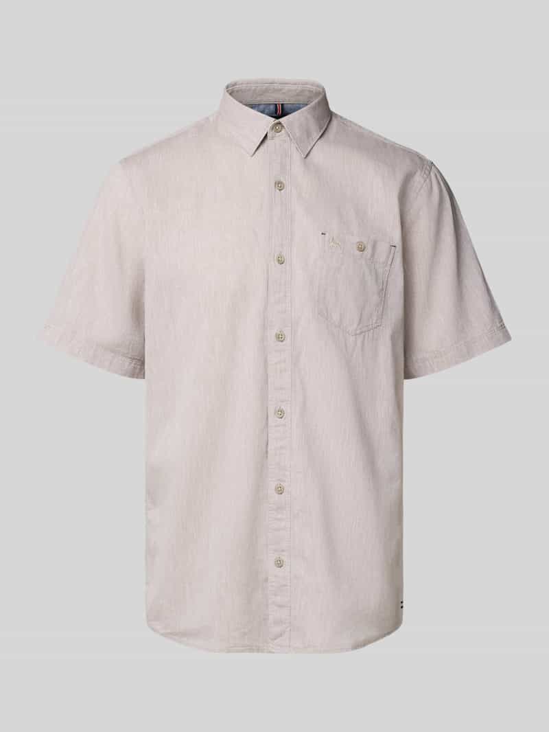 Koszula casualowa o kroju regular fit z kieszenią na piersi