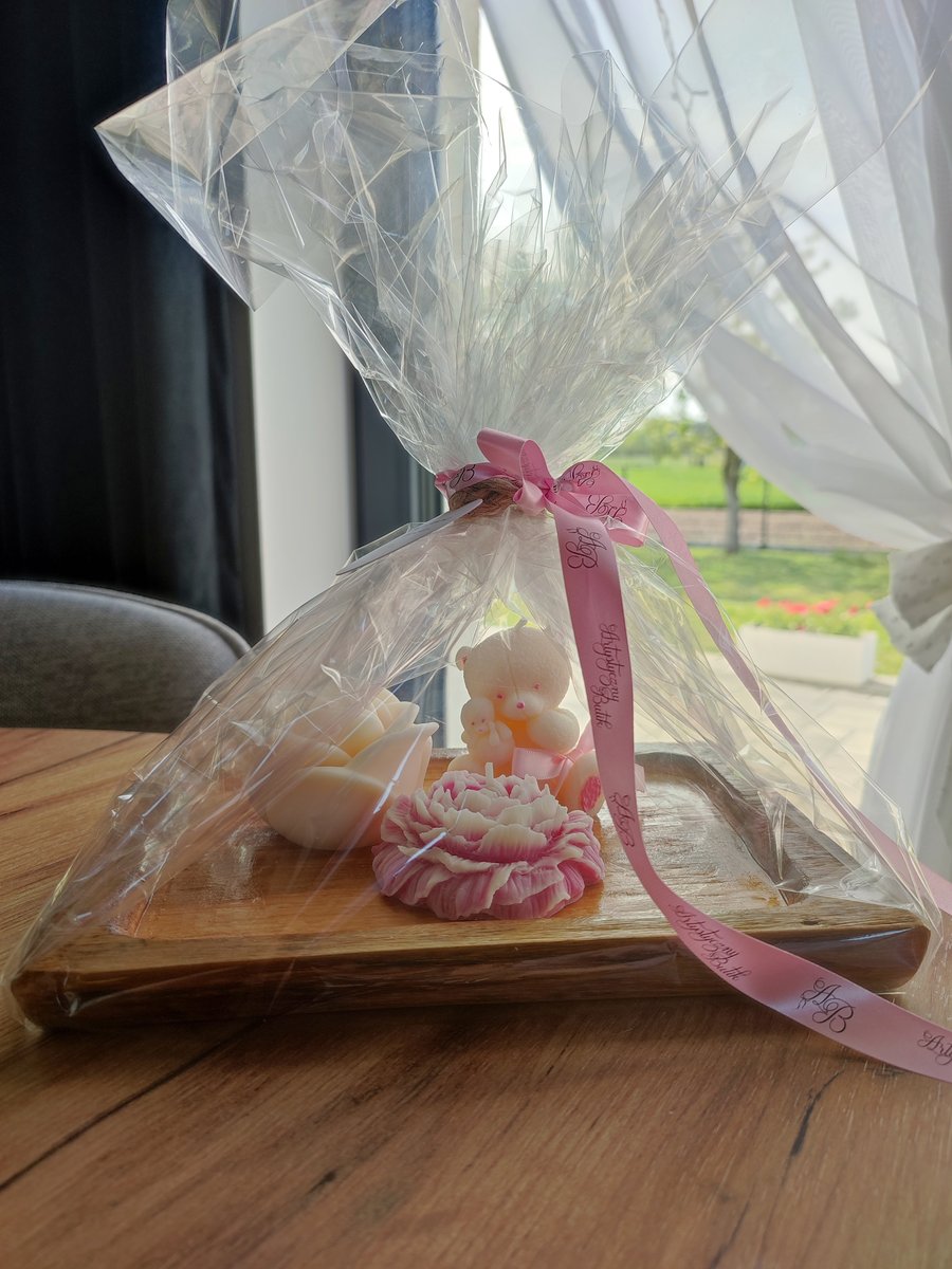 Zestaw świec różowy lub niebieski miś z podstawką