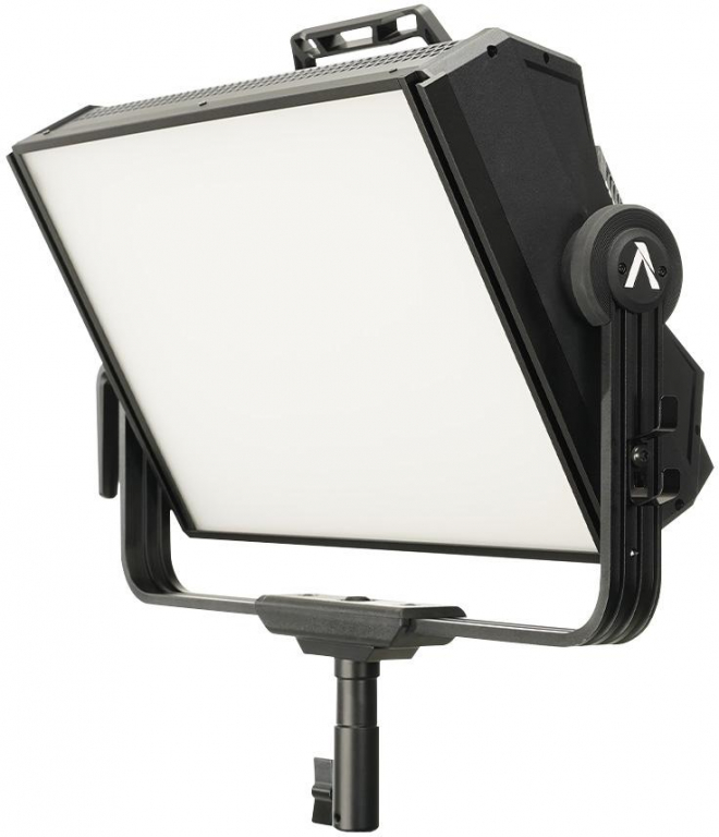 Aputure NOVA P300c