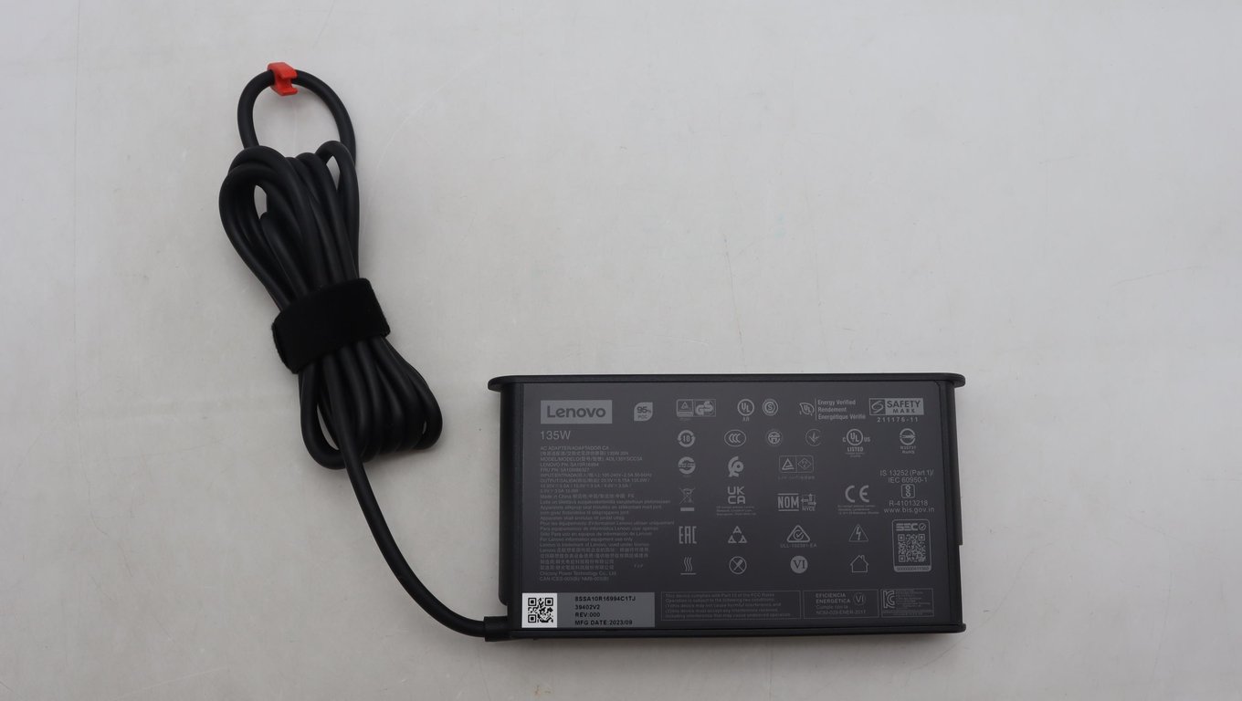 Lenovo 5A10W86327 adapter zasilający/ inwentor Wewnętrzna 135 W Czarny 5A10W86327 5A10W86327