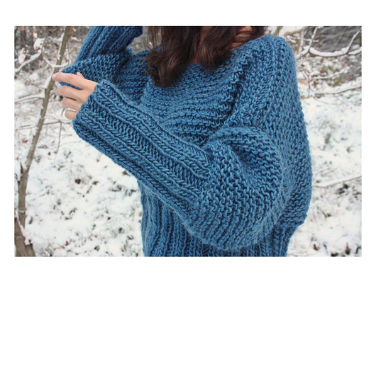 Niebieski sweter handmade moher z wełną