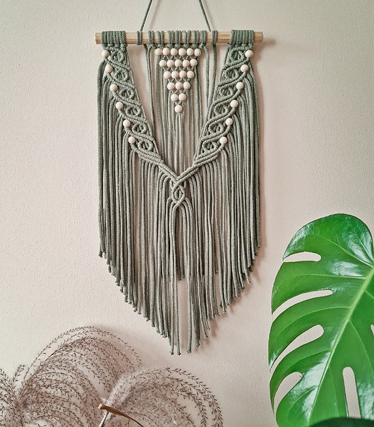 Delikatna makrama boho - perełka - szałwia (jasna zieleń)