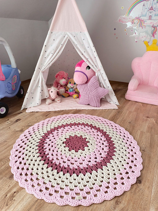 DYWAN DZIECIĘCY szydełkowy 100 cm