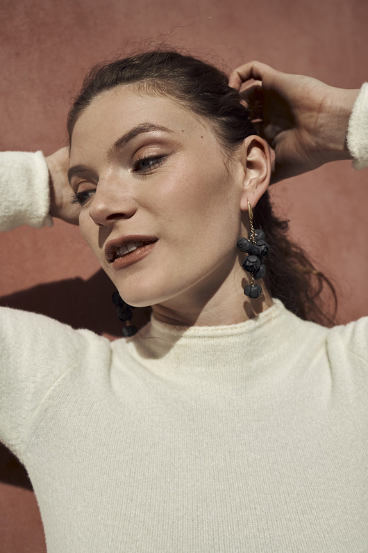 Kolczyki kwiaty, kolczyki peonie czarne różyczki piwonie