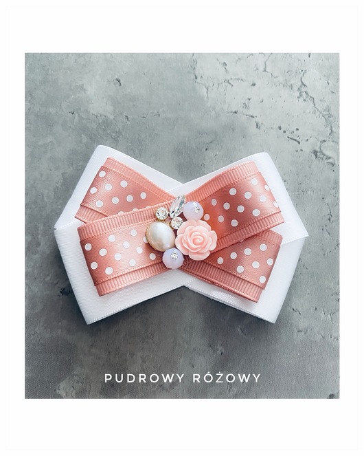 Brosza Pink Peach z kwiatkami
