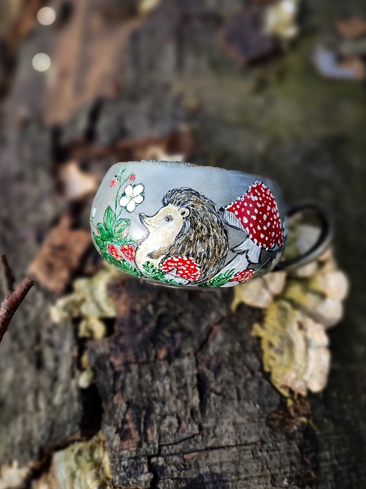 Kubek ręcznie malowany jeż i muchomory
