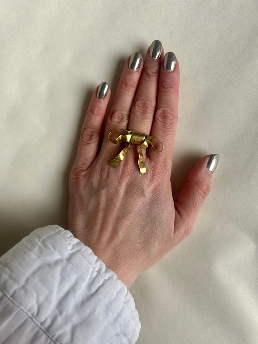 Pierścionek Bow Era 01