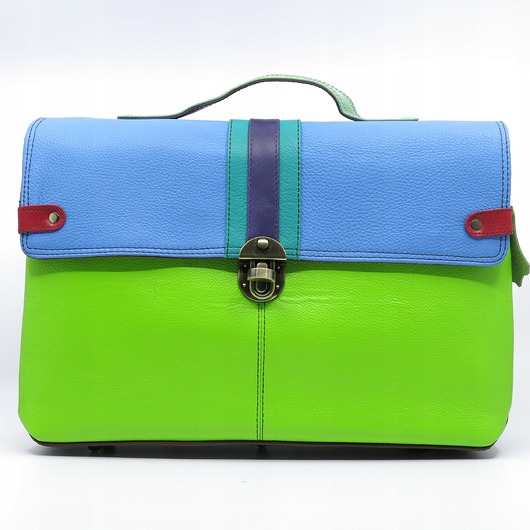 Aktówka skórzana mieści A4 nóżki ochronne elegancka stylowa Olivka