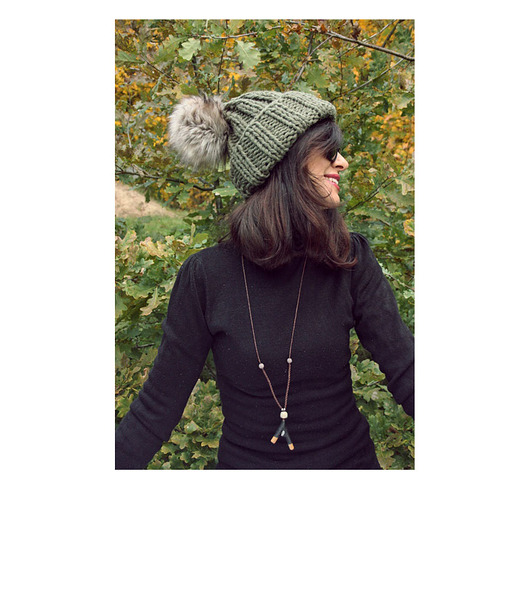 Zielona czapka beanie z pomponem