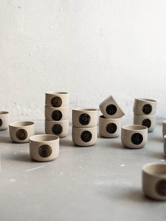 Czarka ceramiczna El Punto minimalistyczna ceramika