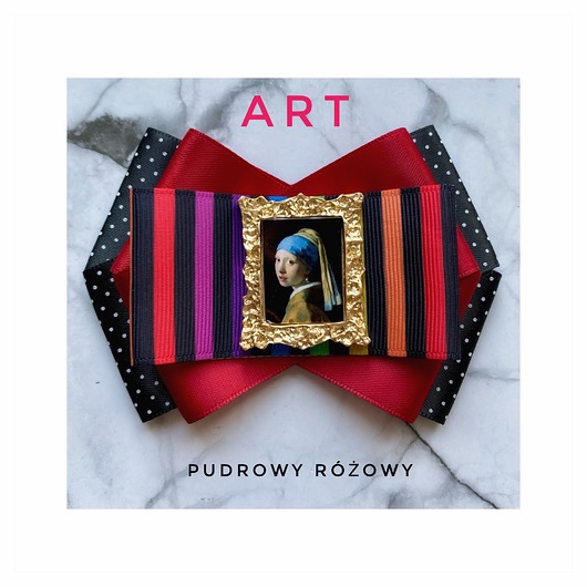 Brosza ART z obrazem Dziewczyna z perłą1szt