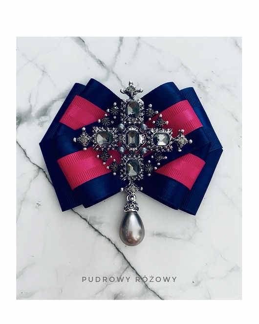 Brosza z Ogromną ozdobą Glamour! Szara perła