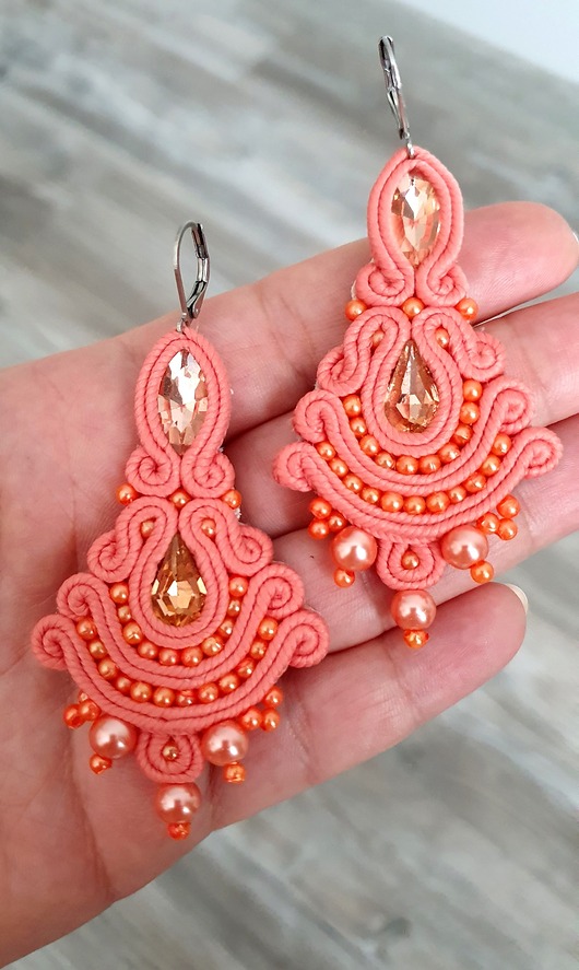 Kolczyki sutasz SALMONES