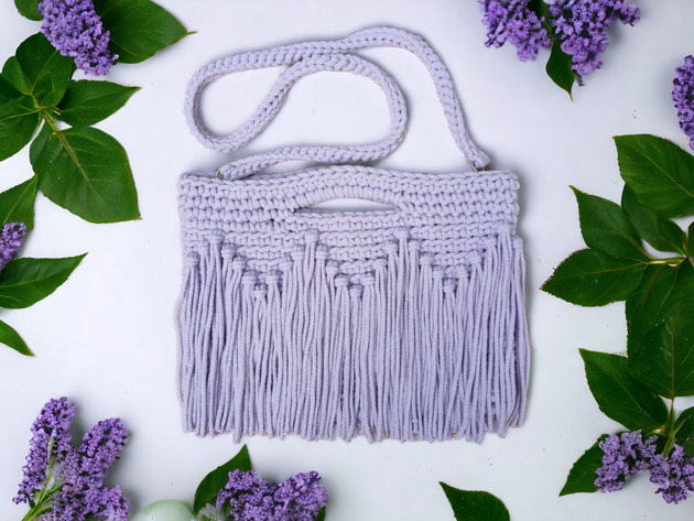 Torebka Iga z frędzlami