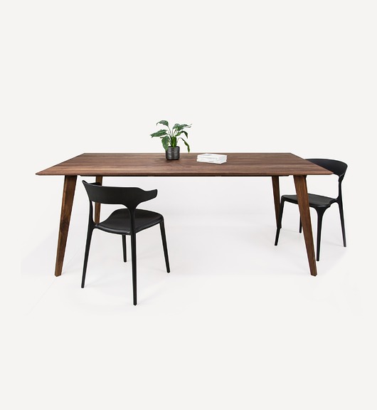 Prostokątny stół / orzechowy