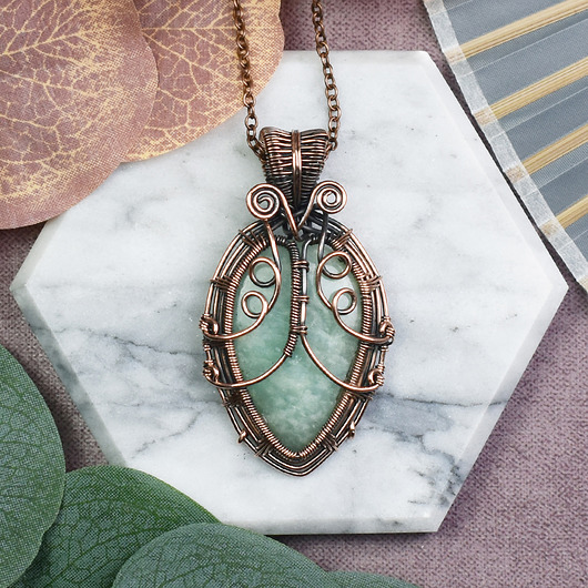 Miedziany wisiorek wire wrapping z amazonitem #531
