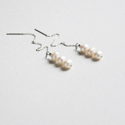 Delikatne perły & stal chlachetna