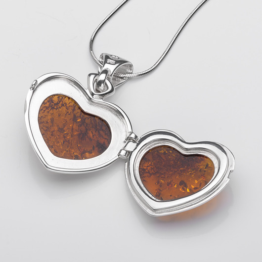 Naszyjnik srebrny - puzderko serce z bursztynu