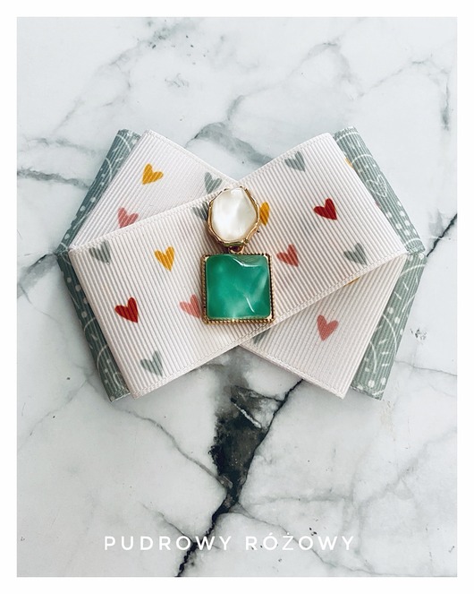 Brosza z Kamieniami 3d NEW