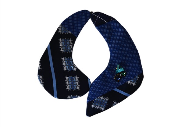 Kołnierzyk granatowy