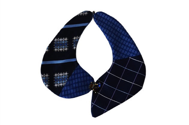 Kołnierzyk granatowy