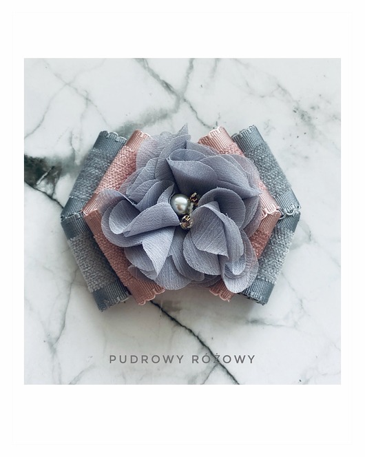 Brosza z kwiatkiem 3d