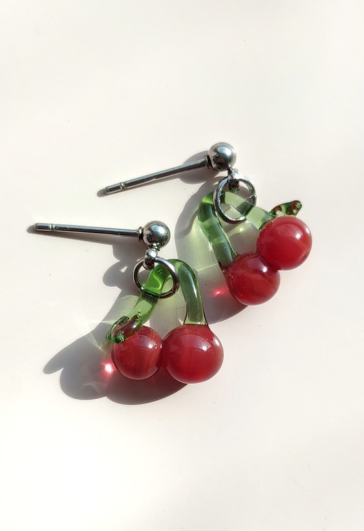 Szklane kolczyki czerwone wisienki Sweets