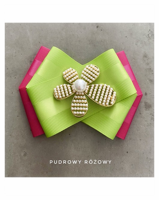 Brosza z Perłowym Kwiatem z drobniutkimi perełkami NEW