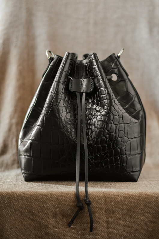 Ręcznie szyta torebka typu worek