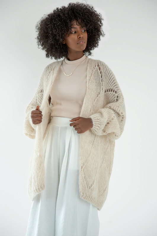 Kardigan ażurowy klasyczny z wełny alpaki F1888 Beżowy UNI