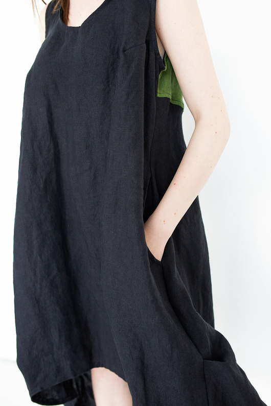 Asymetryczna czarna lniana sukienka