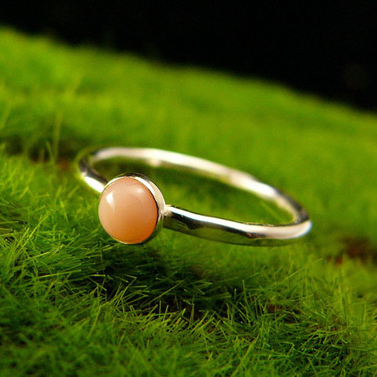 Pierścień Drobinek - Różowy Opal Srebro