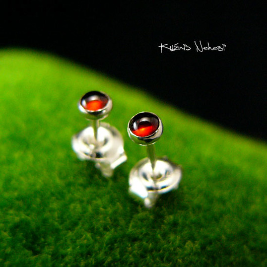 Kolczyki Sztyfty - Granat Srebro -