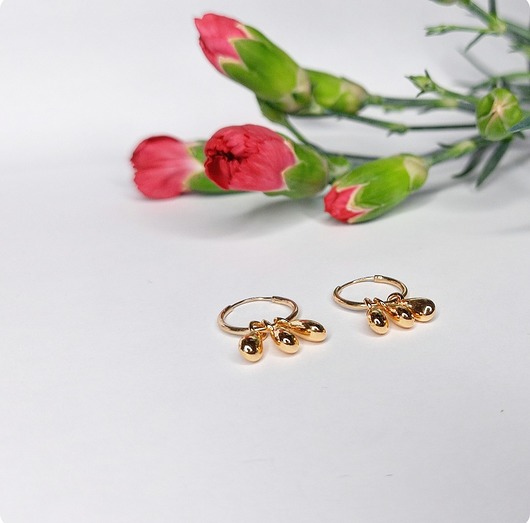 Cudne kolczyki pozłacane krople łezki