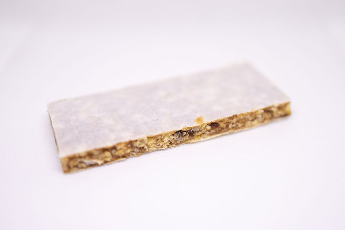 Baton owocowo - zbożowy o smaku żurawinowym 35 g